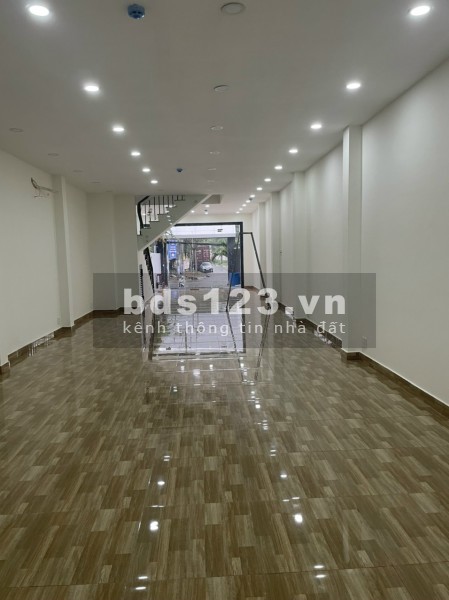 Nhà mặt tiền kinh doanh 41 đường Hoàng Quốc Việt, Phú Thuận, Quận 7 .Dt 5x25m