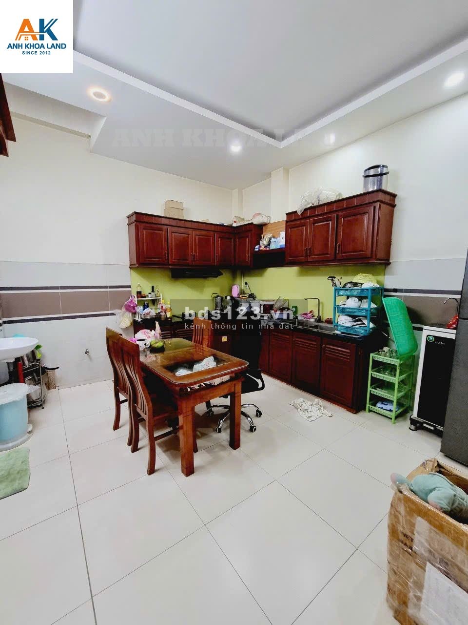 Bán gấp nhà 1 trệt 2 lầu, DT 65m² khu đồng bộ đẹp đường 49, Hiệp Bình Chánh, Thủ Đức