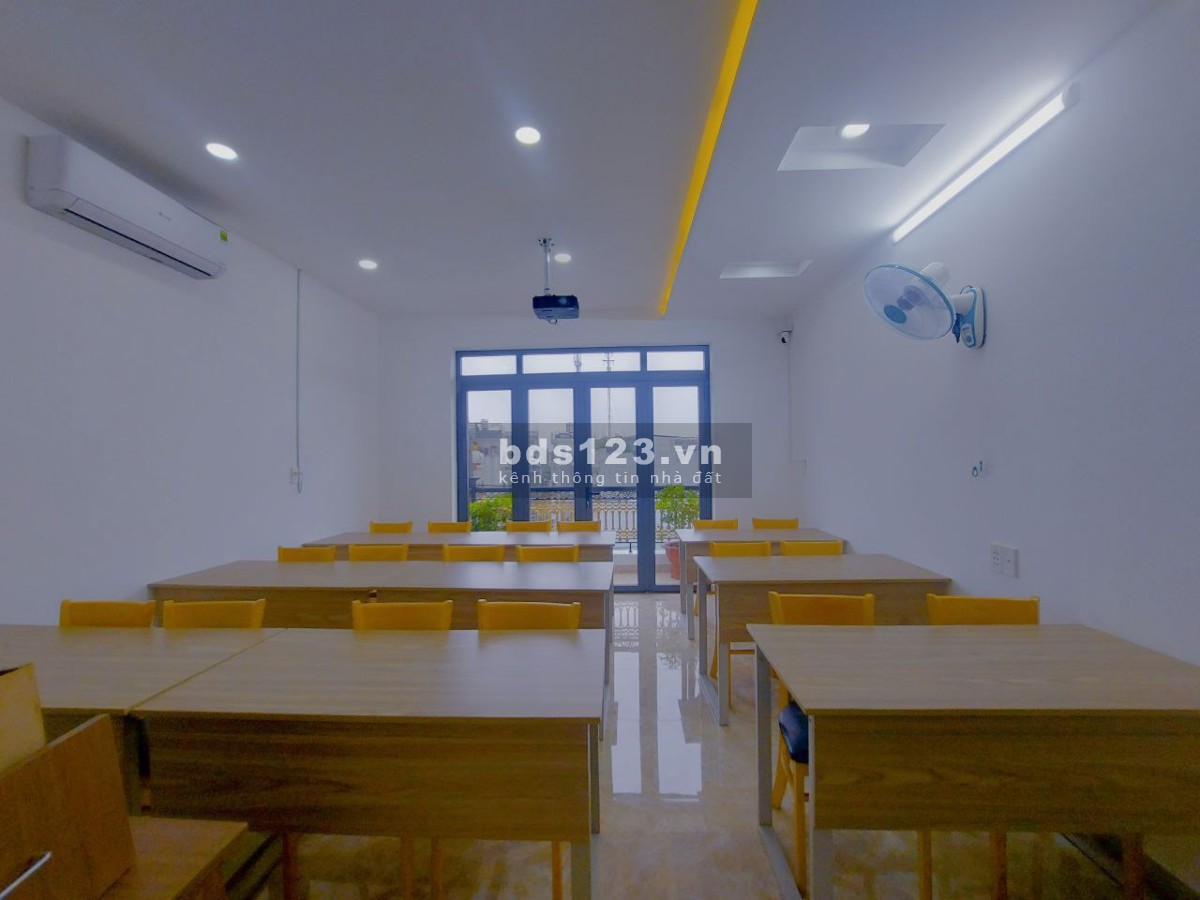 Nhà mới chính chủ tại Thạnh Xuân, Quận 12 - 62,2 m2 - 6,95 tỷ