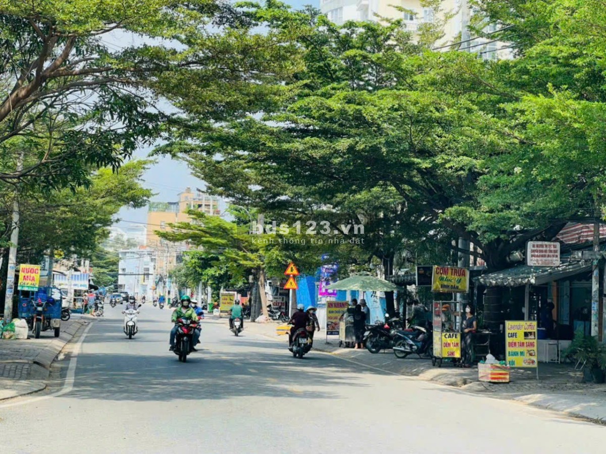 Nhà mặt tiền kinh doanh 41 đường Hoàng Quốc Việt, Phú Thuận, Quận 7 .Dt 5x25m