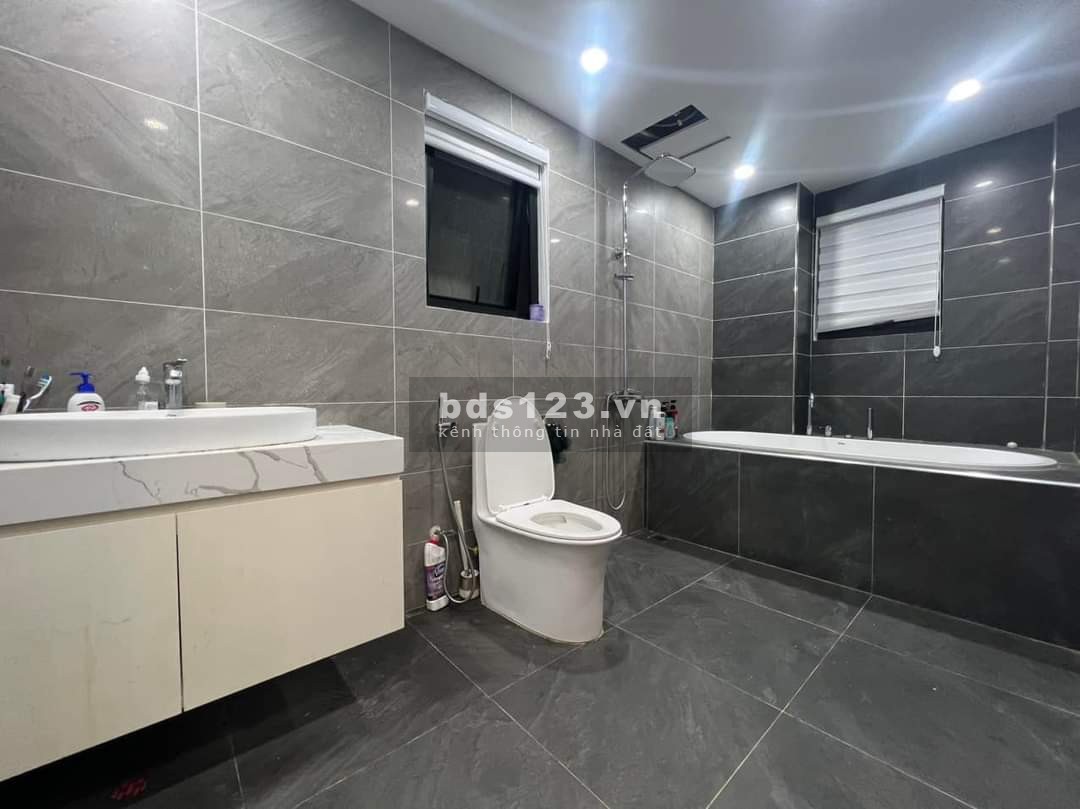 Thật 100%! Bán nhà ngõ 151 Láng Hạ, Nhà mới xây cực Sang, Lô góc 3 mặt thoáng, DT 40m² x 5 tầng