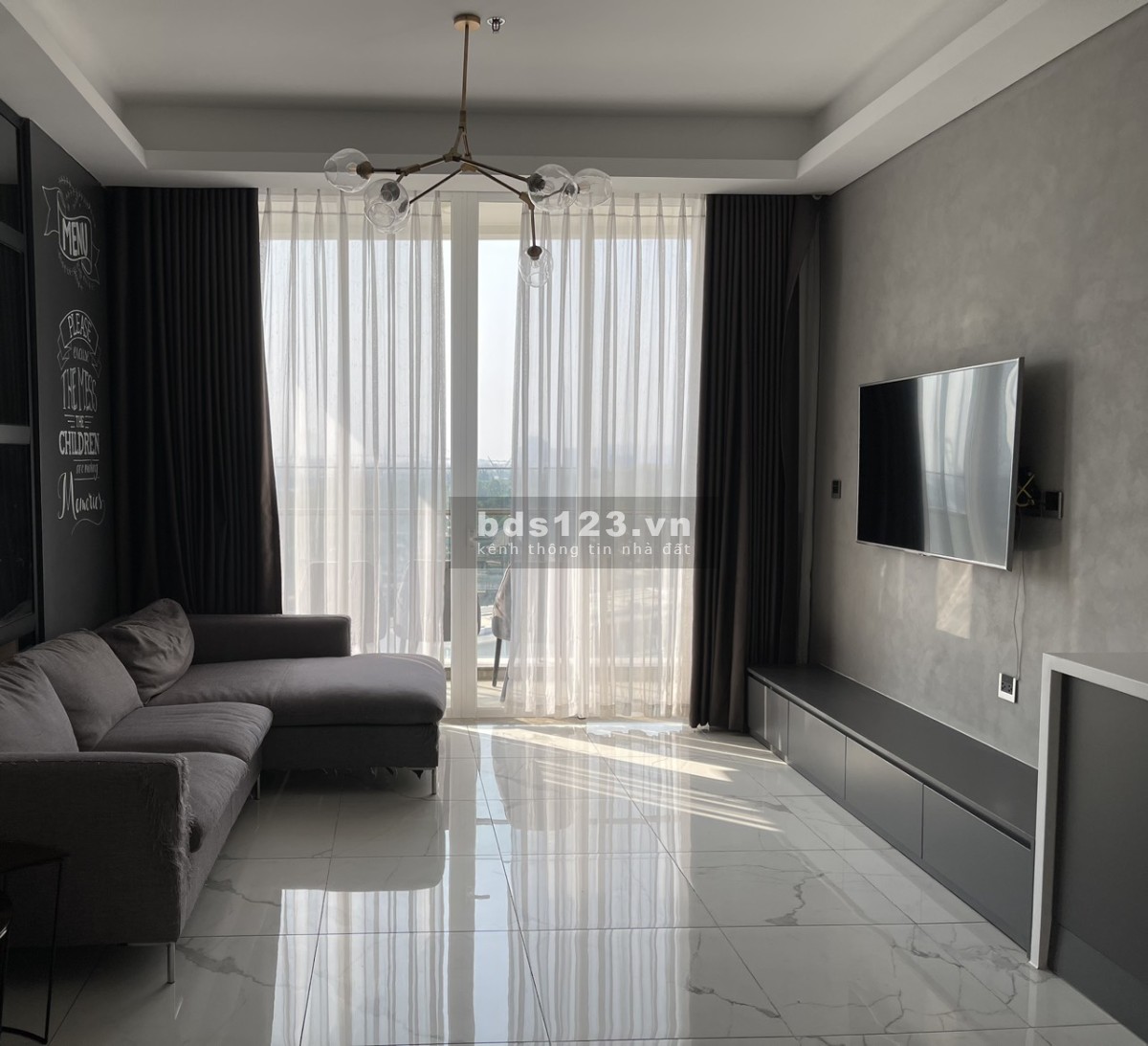 Cho thuê căn hộ 3PN Sarina nội thất sang trong giá 35 triệu net