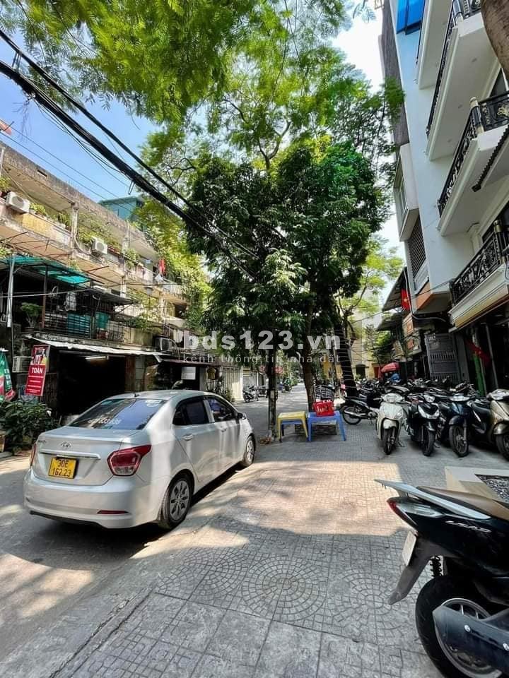 Chính chủ bán nhà lô góc Xuân Đỉnh Từ Liêm, DT 45m² x 5 tầng oto vào nhà 8,55 tỷ