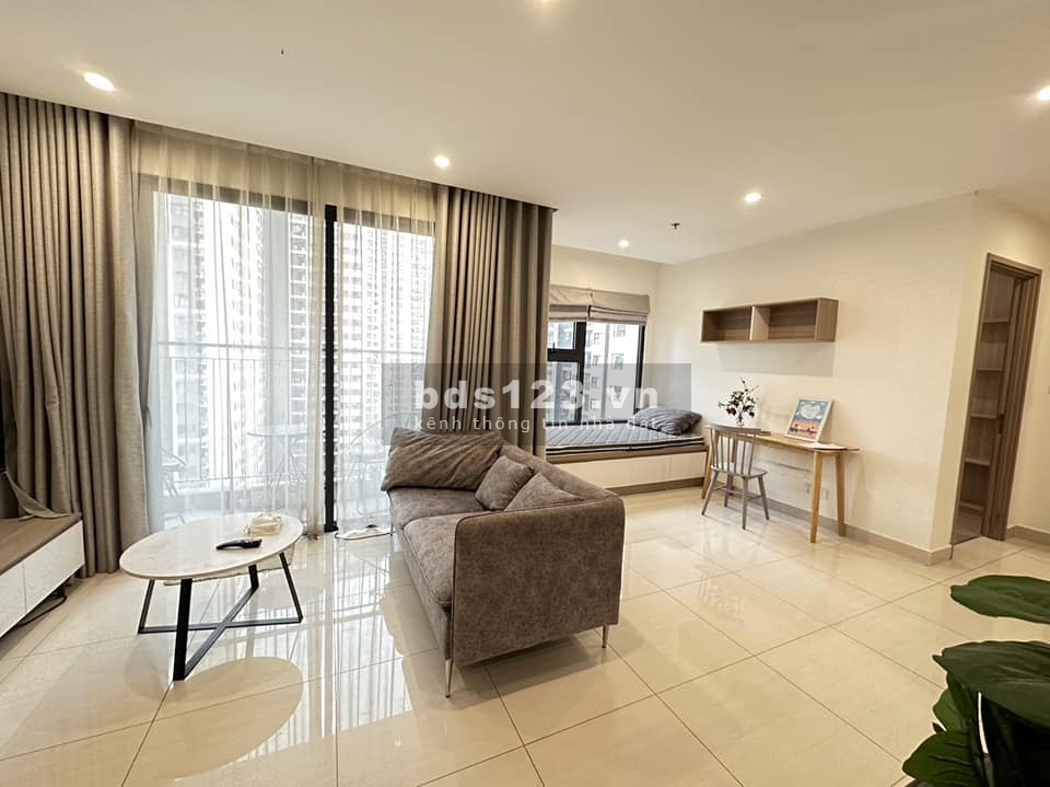 Cần bán gấp 2N2VS căn góc giá 2,1 tỷ tại Vinhomes Ocean Park