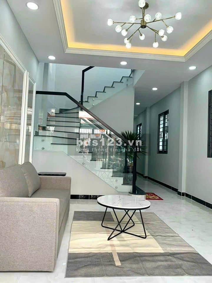 Bán nhà hẻm 6m, DTSD 105m2, đúc 3 tấm, đường Lê Trọng Tấn, Q.Bình Tân