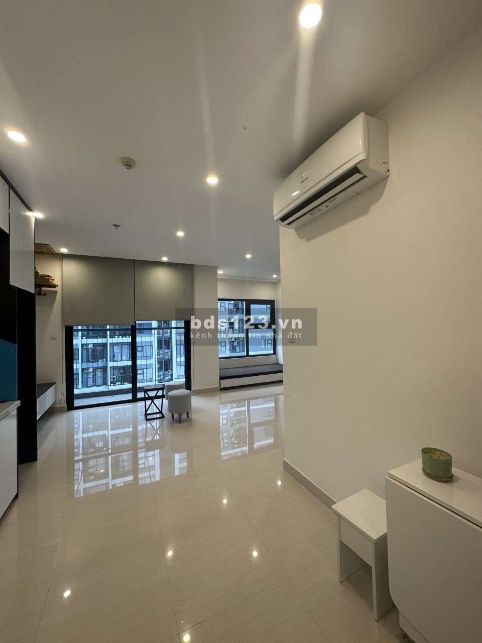 Chính chủ bán nhanh căn 2pn2wc+1 phân khu S4 full đồ 2.980bp Vinhomes Smart City