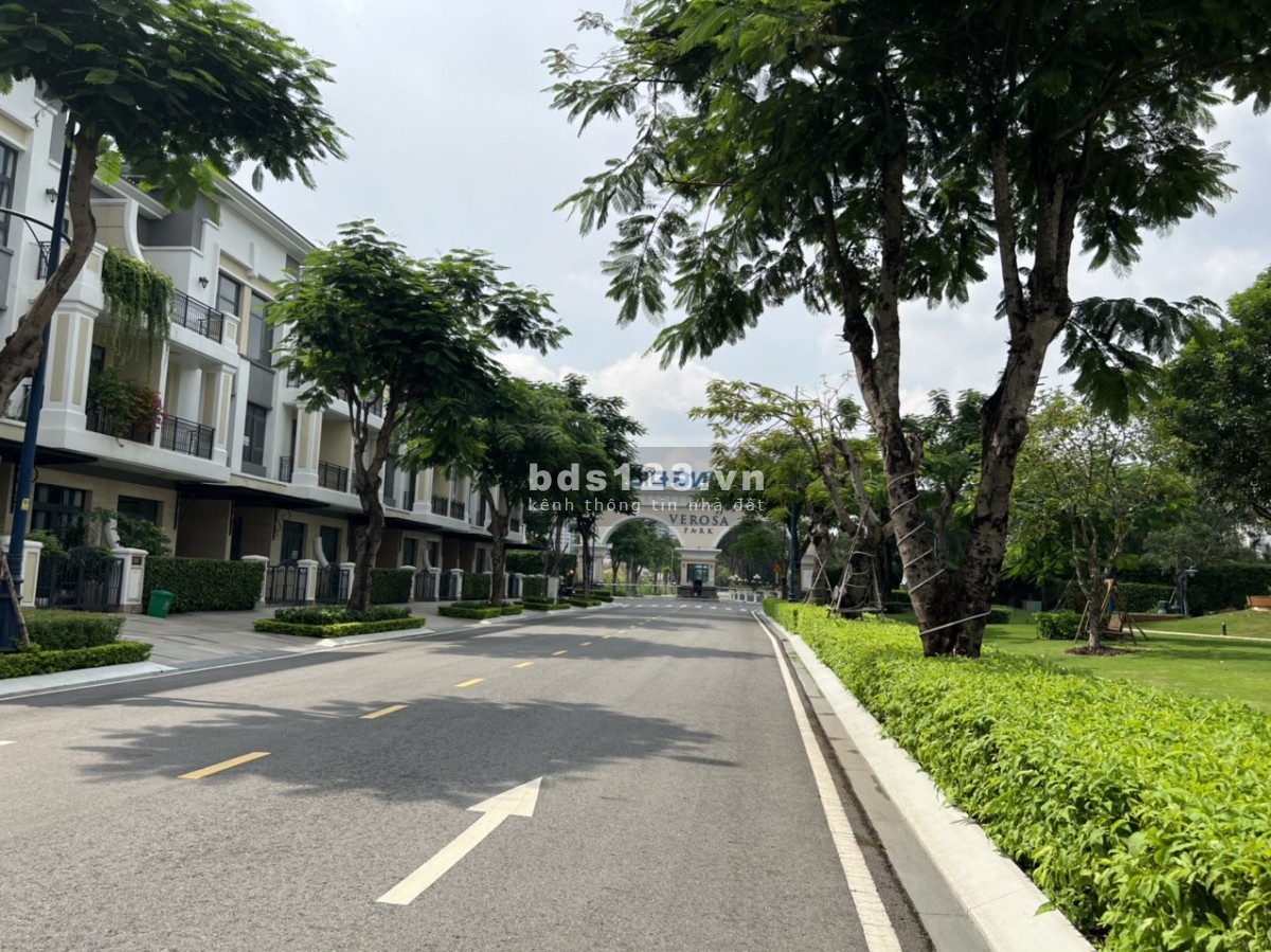 Chính chủ bán shophouse trục chính dự án Verosa Park đường 291 Liên Phường