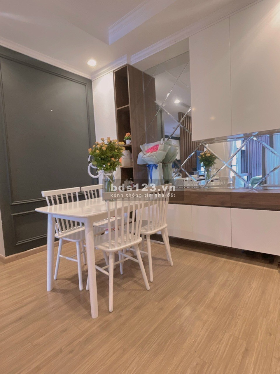 Cần bán căn hộ 1 phòng ngủ tại tòa P03 chung cư Vinhomes Times City