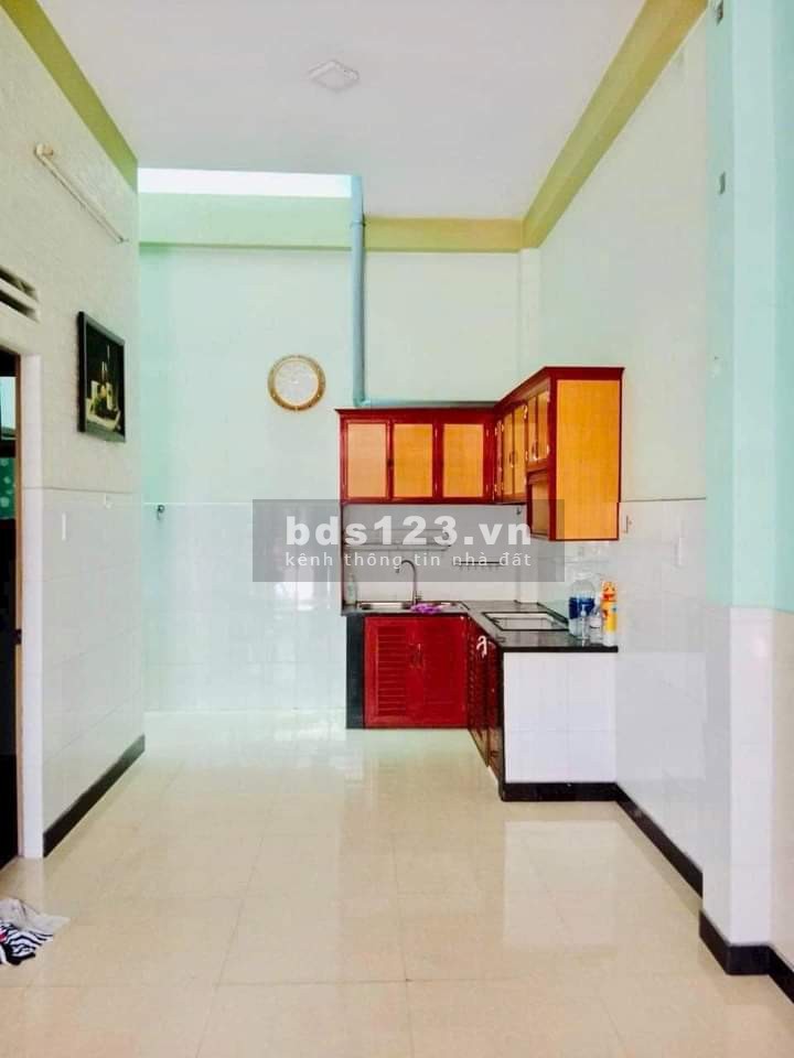 Cho thuê nhà nguyên căn hẻm 4m thông, đường Lê Văn Thọ, phường 16, Gò Vấp