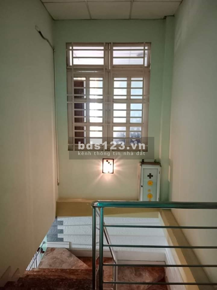 Cho thuê nhà nguyên căn hẻm 4m thông, đường Lê Văn Thọ, phường 16, Gò Vấp