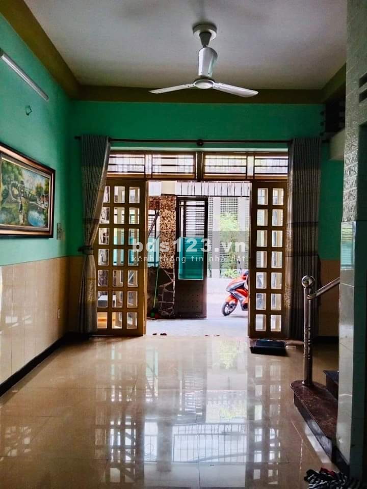 Cho thuê nhà nguyên căn hẻm 4m thông, đường Lê Văn Thọ, phường 16, Gò Vấp