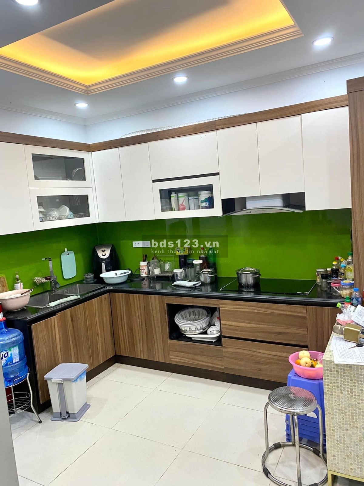 Chính chủ cần bán nhà Tây Hồ 45m2, ba bước ra Hồ Tây, lộng gió, ô tô đỗ gần nhà, giá nhỉnh 8 tỷ.