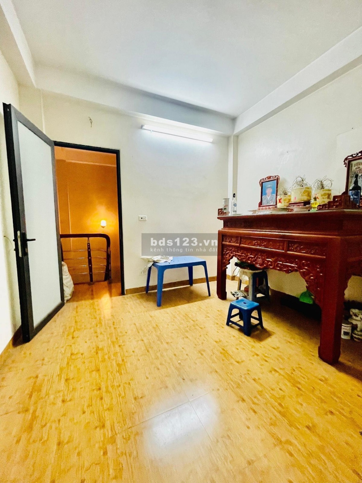 Cần bán nhà 35 m2 Trần Cung - Mặt ngõ kinh doanh - Ngõ ô tô - Tặng full nội thất - 4.85 tỷ