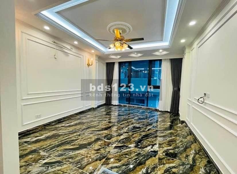 Bán nhà đẹp Phú Diễn Từ Liêm 45M2*5T, gara oto, kinh doanh, ngõ thông, gần trường học giá chỉ 5,38tỷ