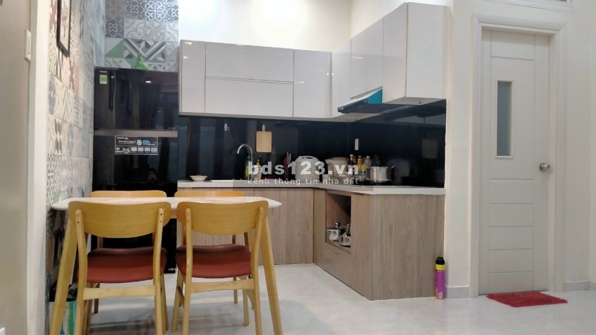 Bán nhà Đường Nguyễn Thượng Hiền, Phường 5, Quận Bình Thạnh.