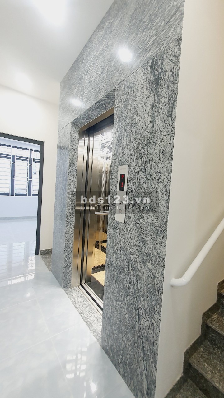 Cho thuê Văn phòng trung tâm quận 12, DTSD 375m2, có thang máy, giá hấp dẫn 17 tr tháng