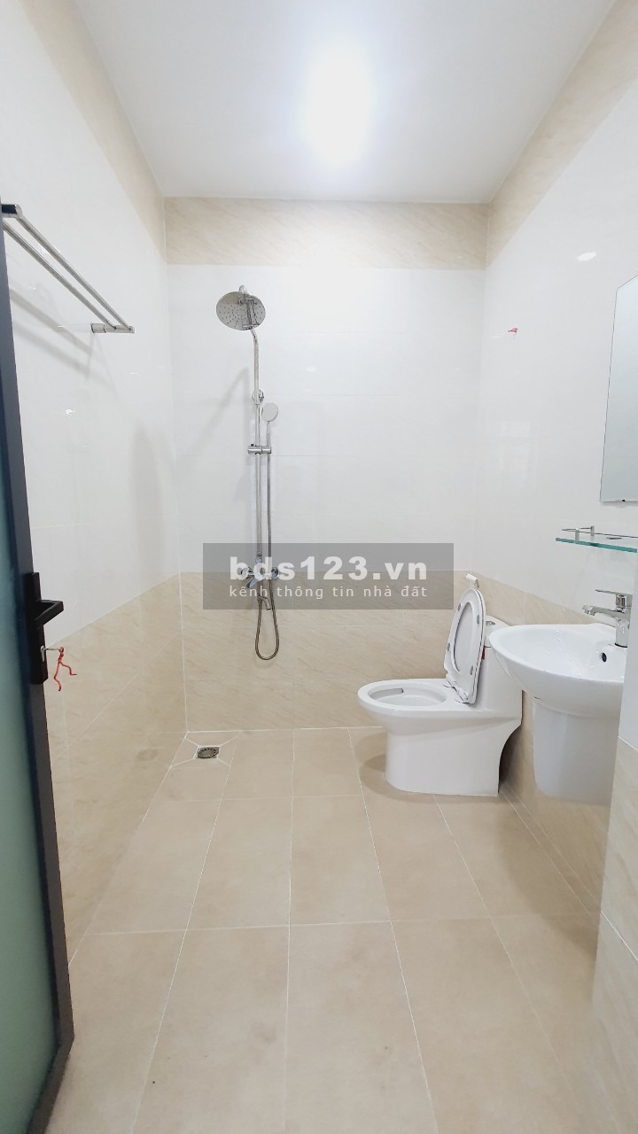 Cho thuê Văn phòng trung tâm quận 12, DTSD 375m2, có thang máy, giá hấp dẫn 17 tr tháng