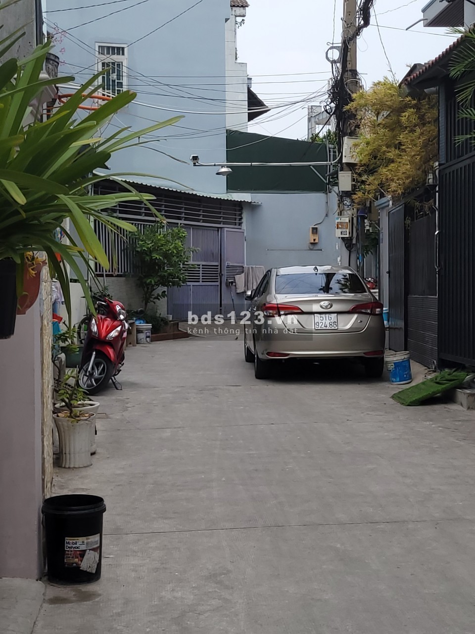 Bán Nhà Đặng Văn Bi, Thủ Đức, Nhà Đẹp Giá Rẻ, HXH, Giảm Chào 300tr.