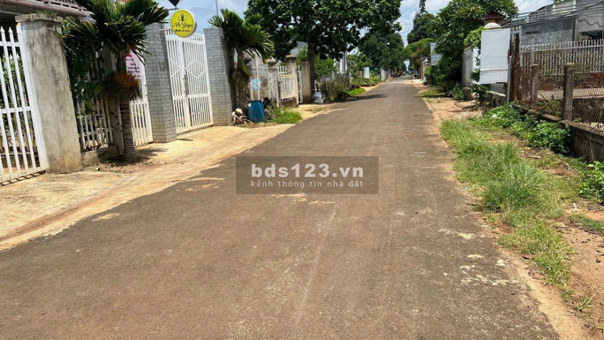 Cần ra nhanh lô đất thổ 151m2 590tr, SHR đường Nguyễn Thị Hé, Tân Thông Hội, Củ Chi.