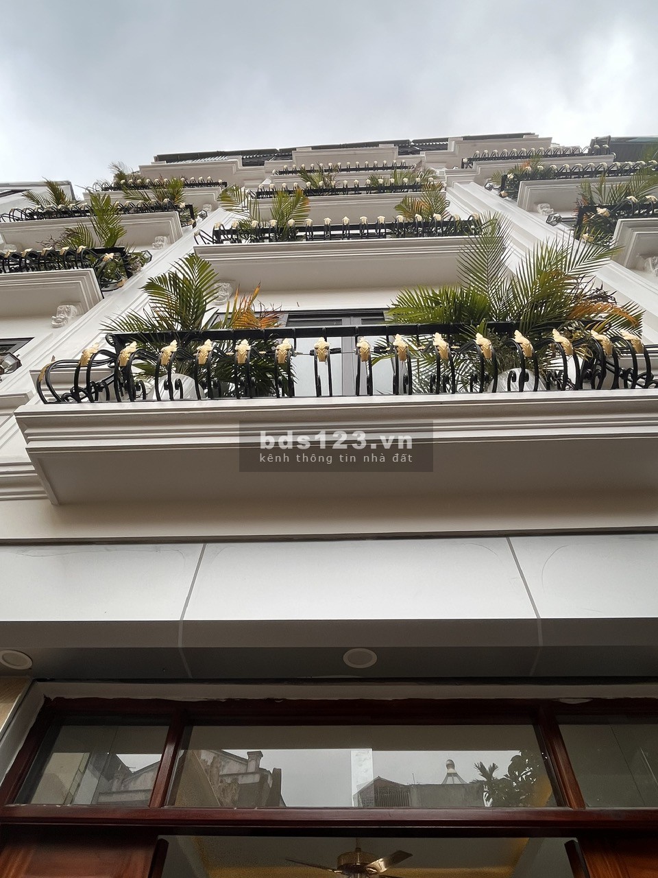 Bán nhà Vương Thừa Vũ, DT 32m² x 6 tầng mới xây, 70m ra mặt phố, ngõ rộng thoáng, giá chỉ 4,7 tỷ