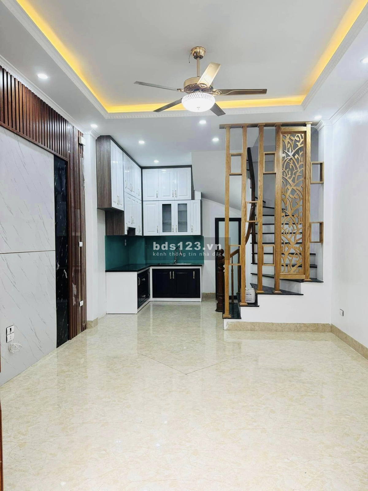 Bán nhà Vương Thừa Vũ, DT 32m² x 6 tầng mới xây, 70m ra mặt phố, ngõ rộng thoáng, giá chỉ 4,7 tỷ