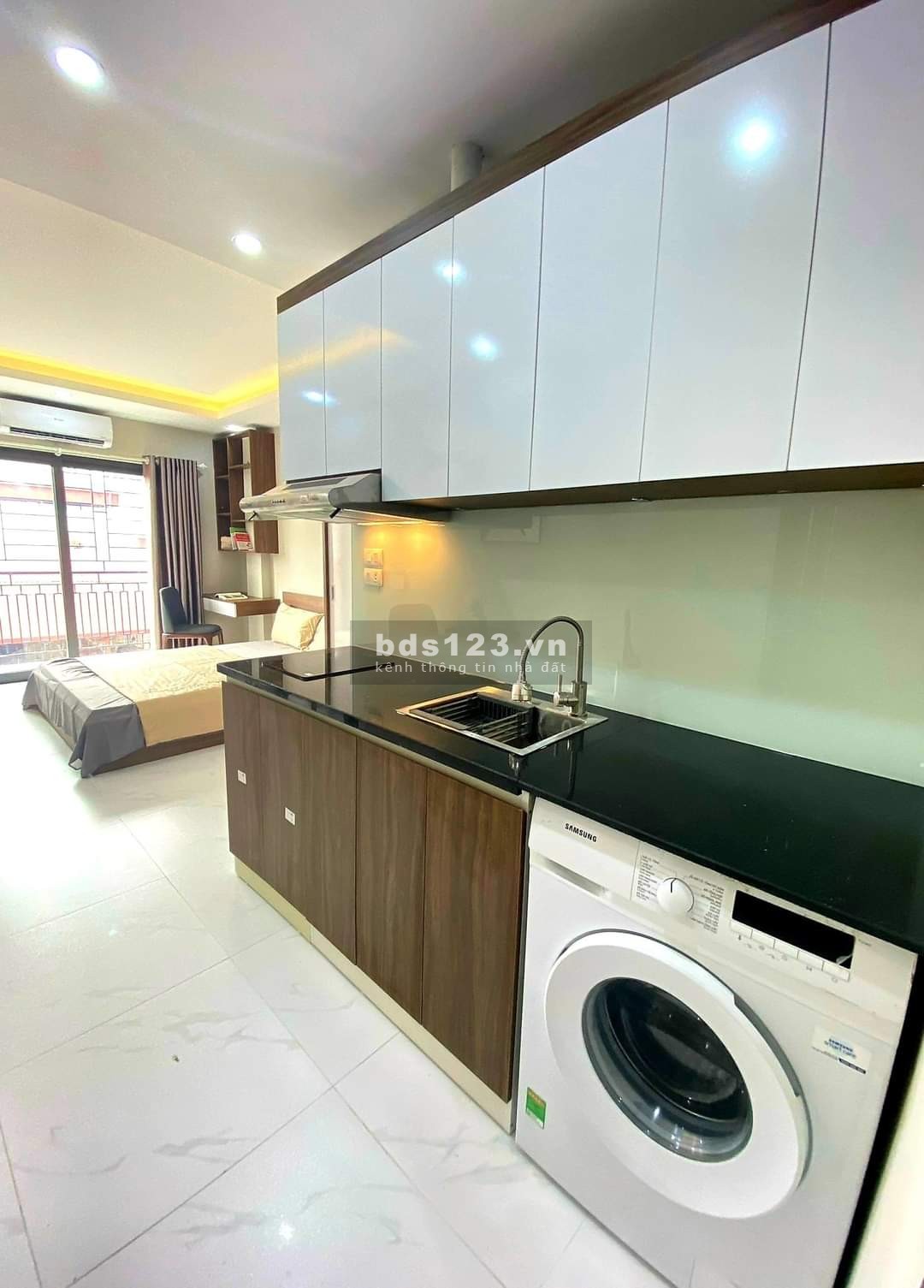 Cần bán tòa nhà mới đẹp Quận Hoàng Mai, Phố Nguyễn Đức Cảnh, DT110x7 Tầng, thang máy, chào 18.7 tỷ