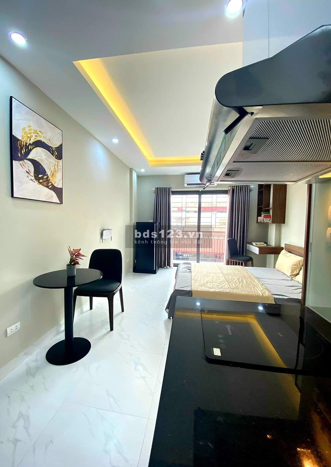 Cần bán tòa nhà mới đẹp Quận Hoàng Mai, Phố Nguyễn Đức Cảnh, DT110x7 Tầng, thang máy, chào 18.7 tỷ