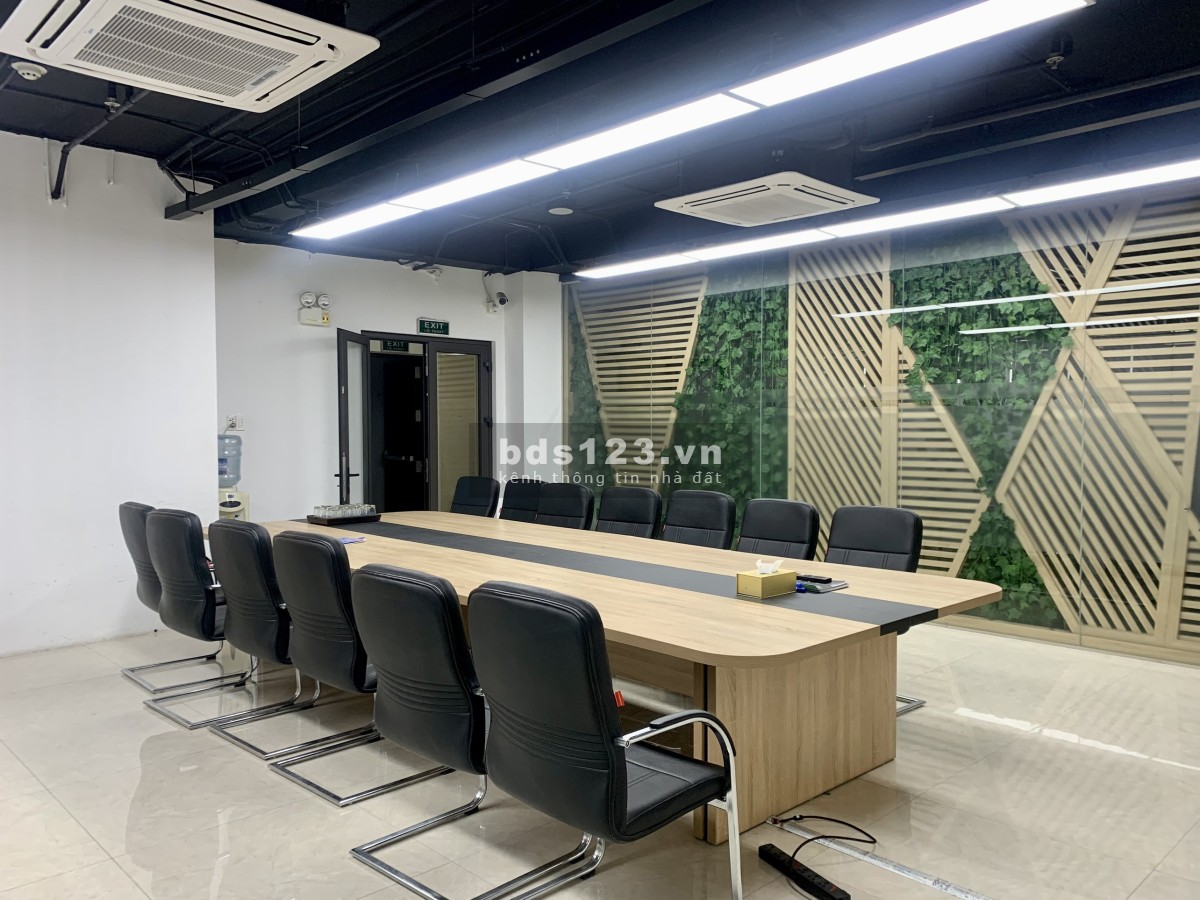 Cần cho thuê văn phòng full nội thất và các thiệt bị