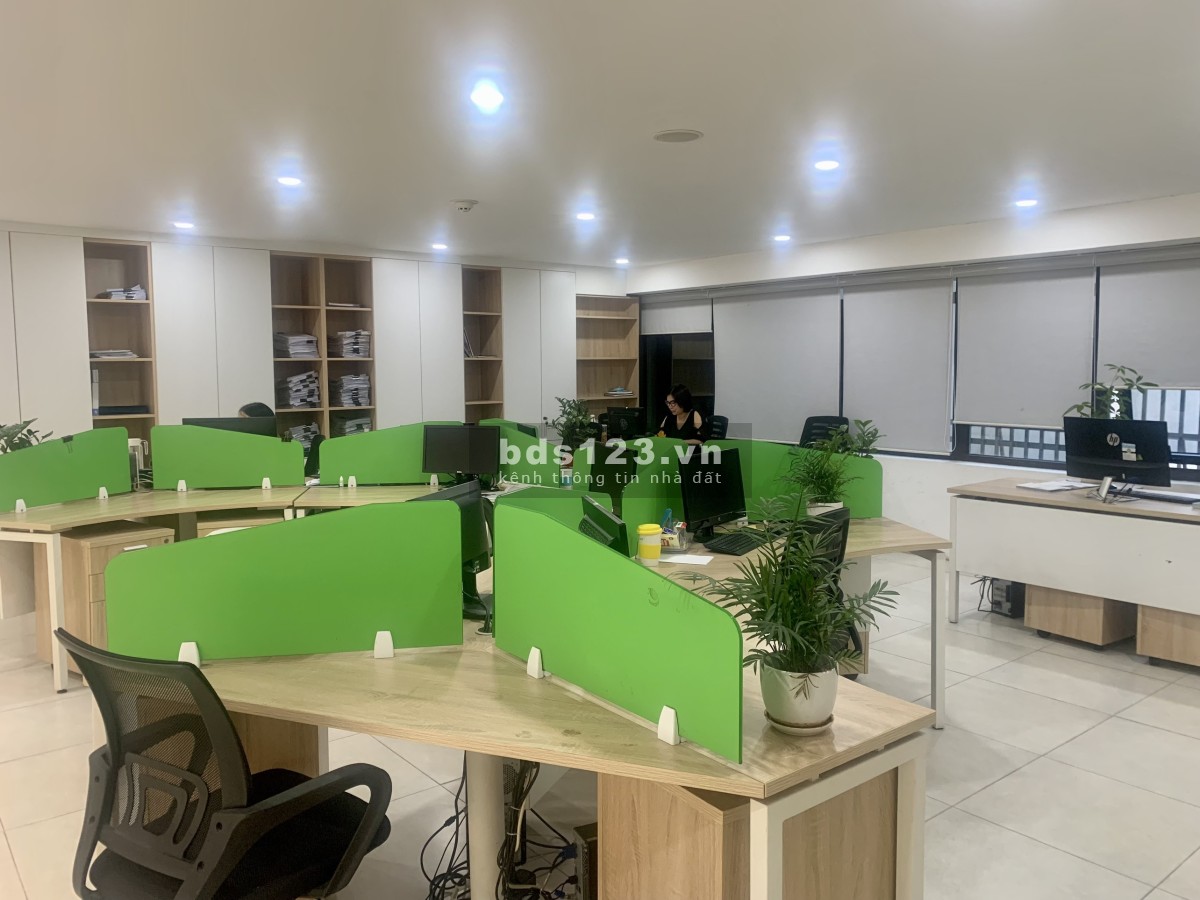 Cần cho thuê văn phòng full nội thất và các thiệt bị