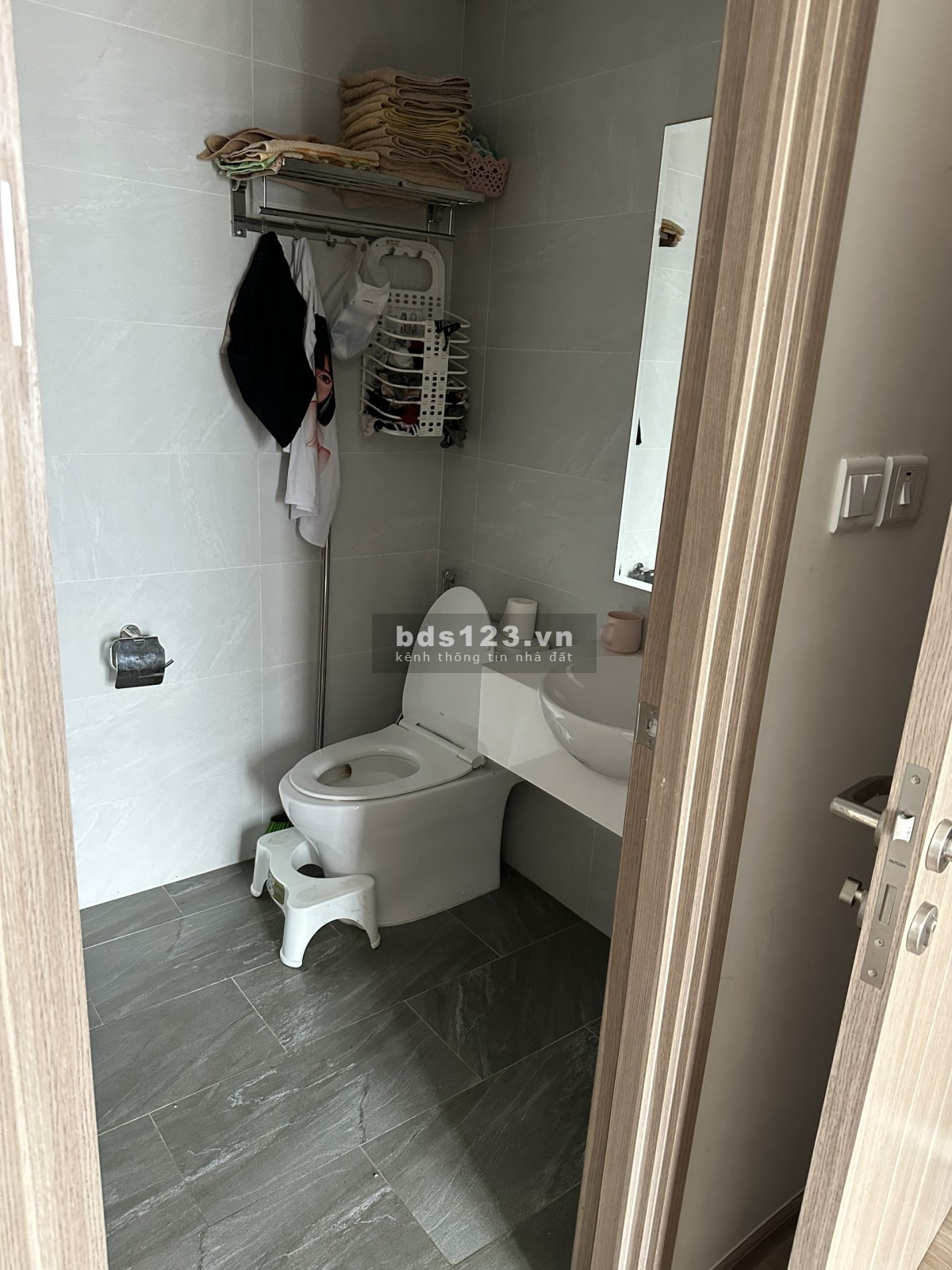 Chuyển nhượng căn hộ 3PN, DT 75m² dự án Vinhomes Smart City