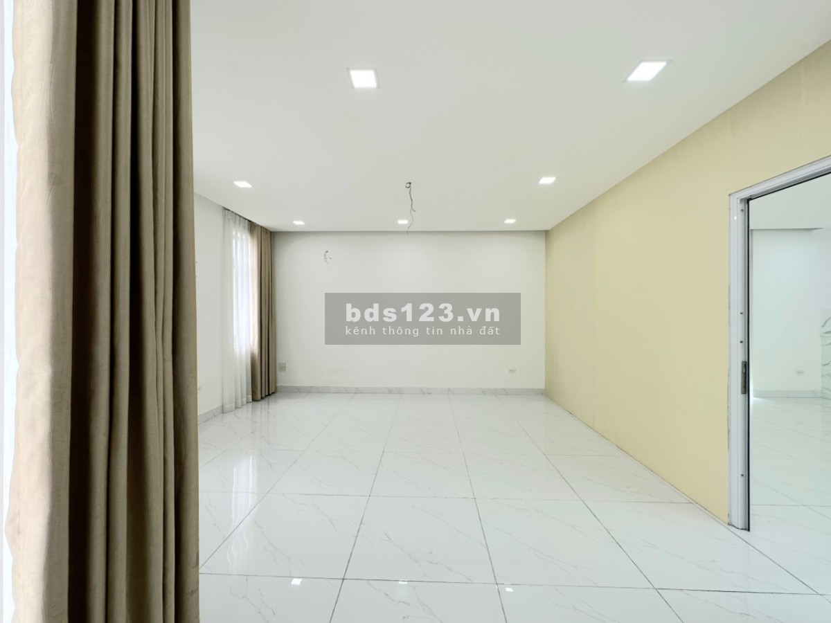 Cho thuê căn góc Mystery view siêu đẹp, nhà mới tinh giá 140 triệu