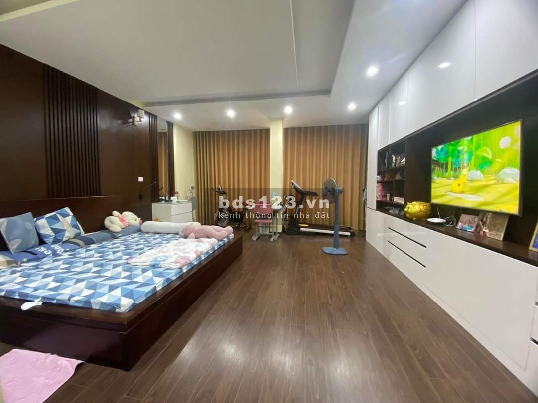 Chính chủ bán gấp nhà mặt phố Lý Thường Kiệt kinh doanh đỉnh – 42 m2 - 9,8 tỷ.