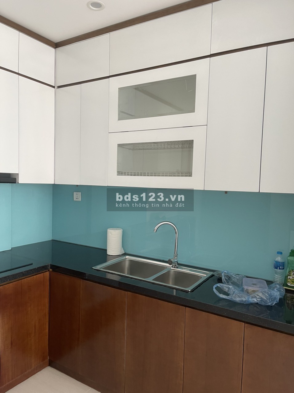 Chính chủ bán gấp căn hộ 2PN2VS+1 full đồ 65m², Căn góc tại Vinhomes Ocean Park, Gia Lâm Hà Nội