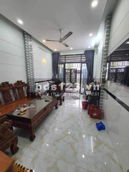 Bán nhà hẻm Kinh Dương Vương, Bình Tân, 3 tầng, 60m2, 4PN. 7 tỷ nhỉnh