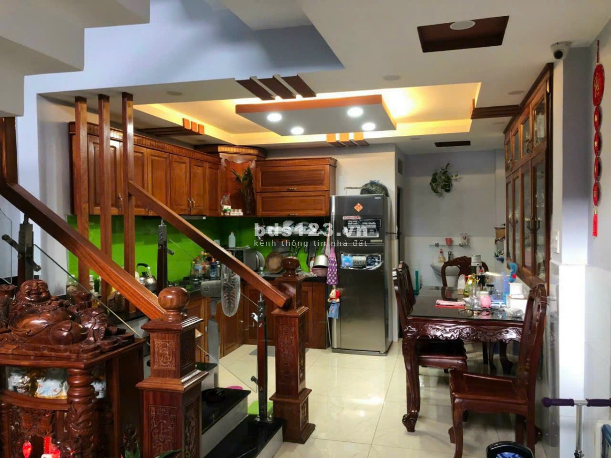 Cơ hội hiếm có: Nhà quận 12, mặt tiền kinh doanh nhưng giá chỉ 50triệu m2, KT5, 5x25, 2 lầu