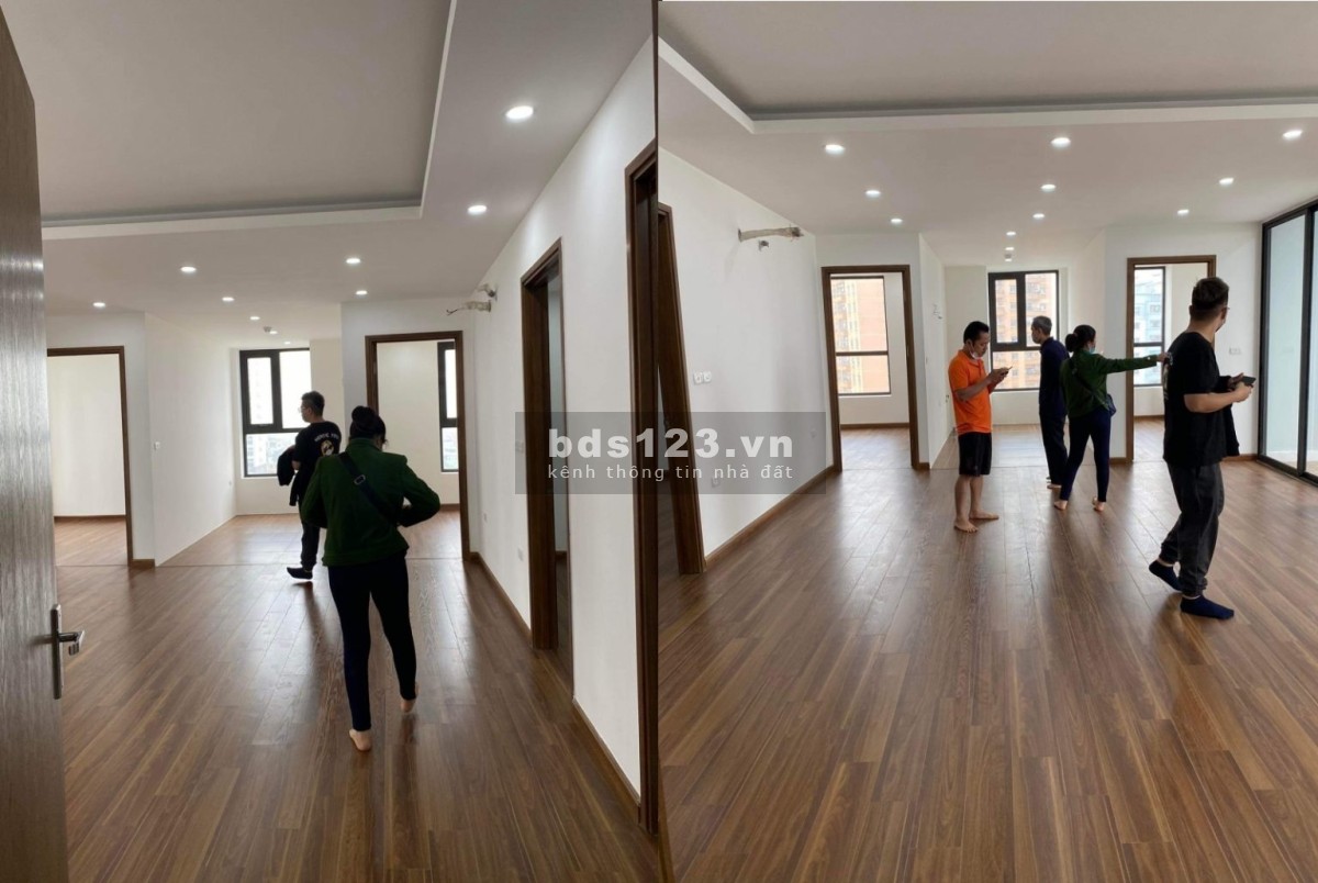 Bán căn hộ góc 08, 107m², BC Đông Nam, tòa CT2 chung cư X2 Đại Kim, giá 32 triệu/m². LH 0903222591