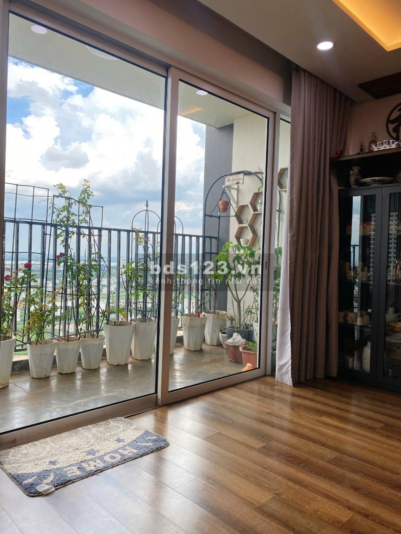 Cho thuê căn hộ Vista Verde 3 phòng ngủ