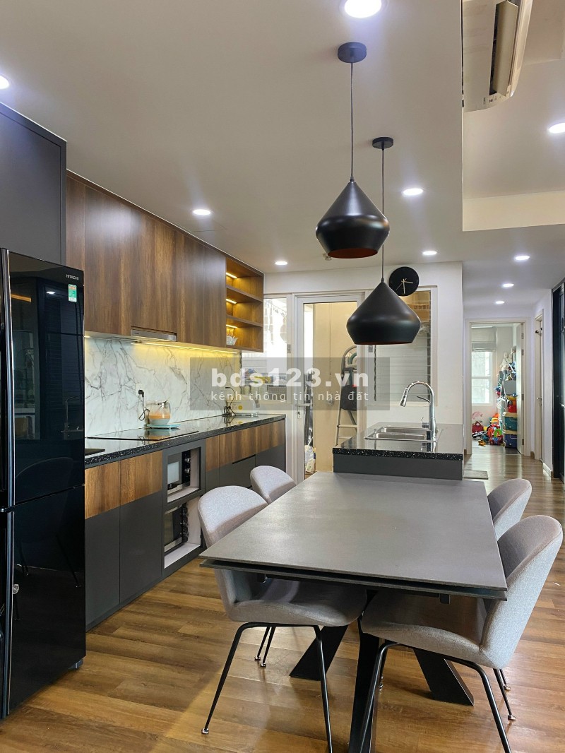 Cho thuê căn hộ Vista Verde 3 phòng ngủ