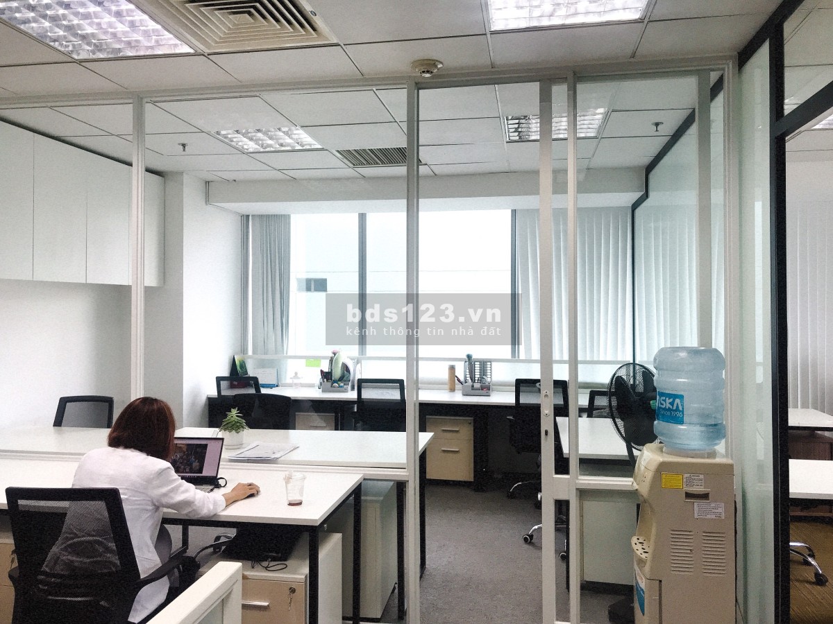 Cho thuê văn phòng ảo, chia sẻ, phòng họp, trọn gói/Văn phòng trọn gói ở quận 1: 20-22m2 (18-39.6tr)