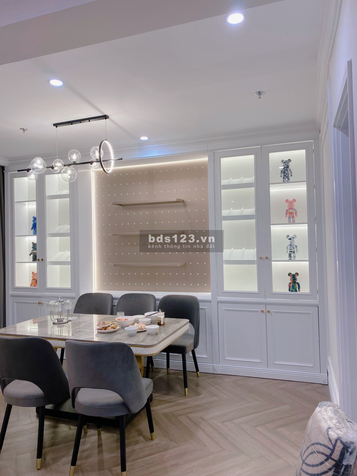 Chị Giang, chủ nhà cho thuê 3 pn, 88m2, đầy đủ nội thất, giá 16,5 triệu tại Vinhomes Smart City