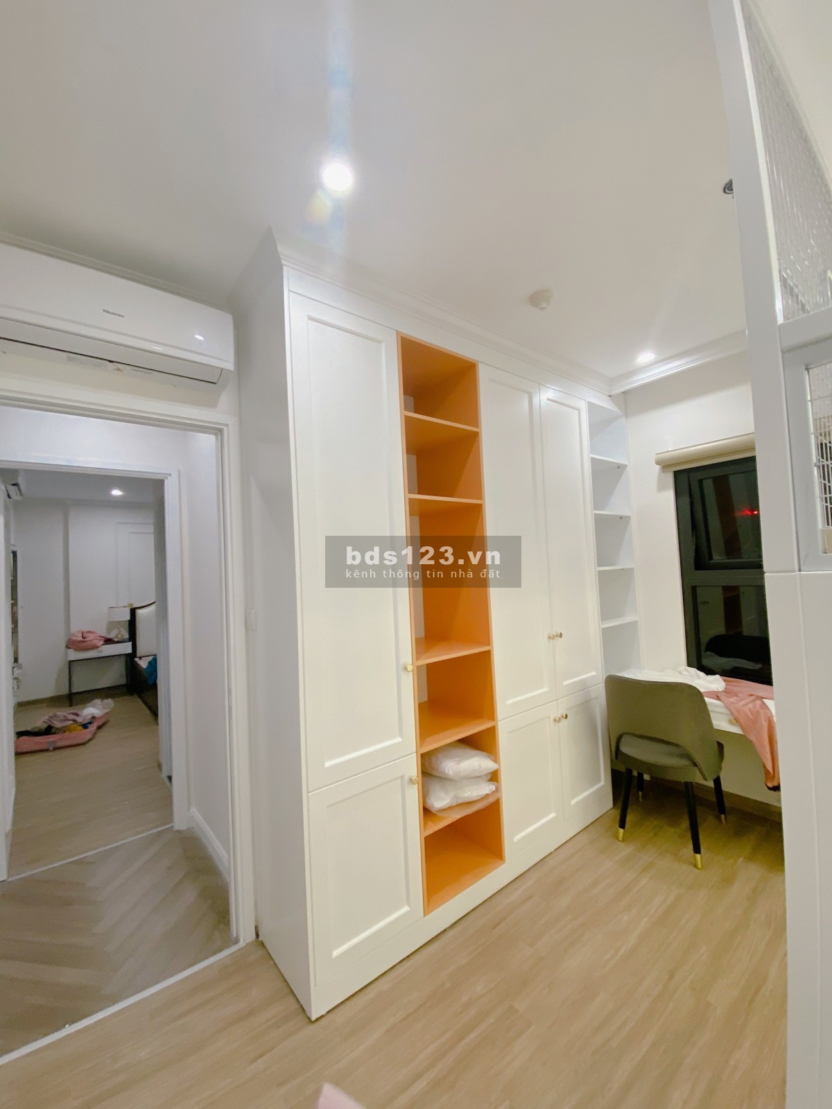 Chị Giang, chủ nhà cho thuê 3 pn, 88m2, đầy đủ nội thất, giá 16,5 triệu tại Vinhomes Smart City