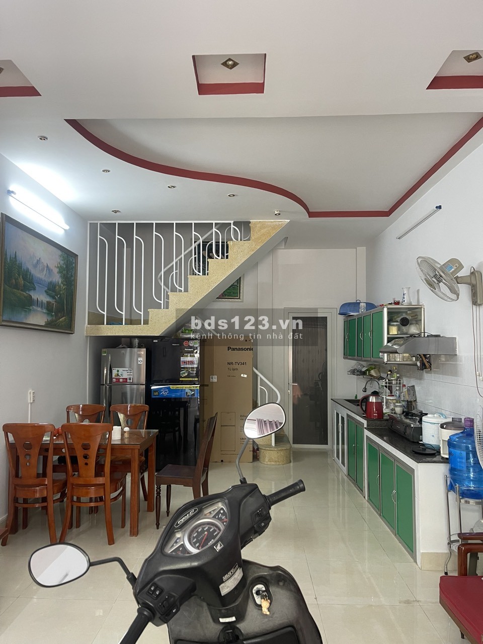 Bán nhà 3 tầng hẻm oto Bạch Đằng, Nha Trang, cách Biển chỉ 1km