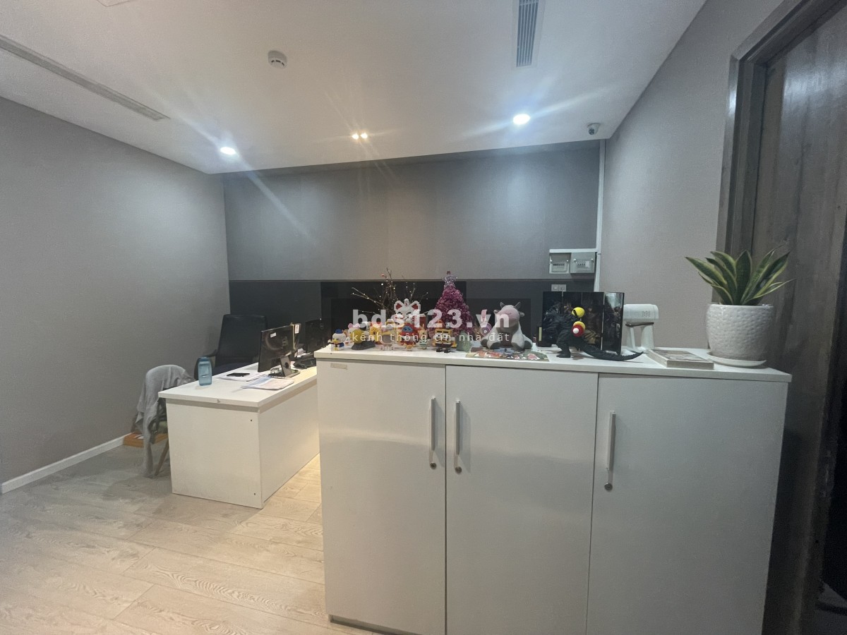 Cho thuê Shophouse Nguyễn Cơ Thạch hoàn thiện, vị trí số 1 giá 7000$