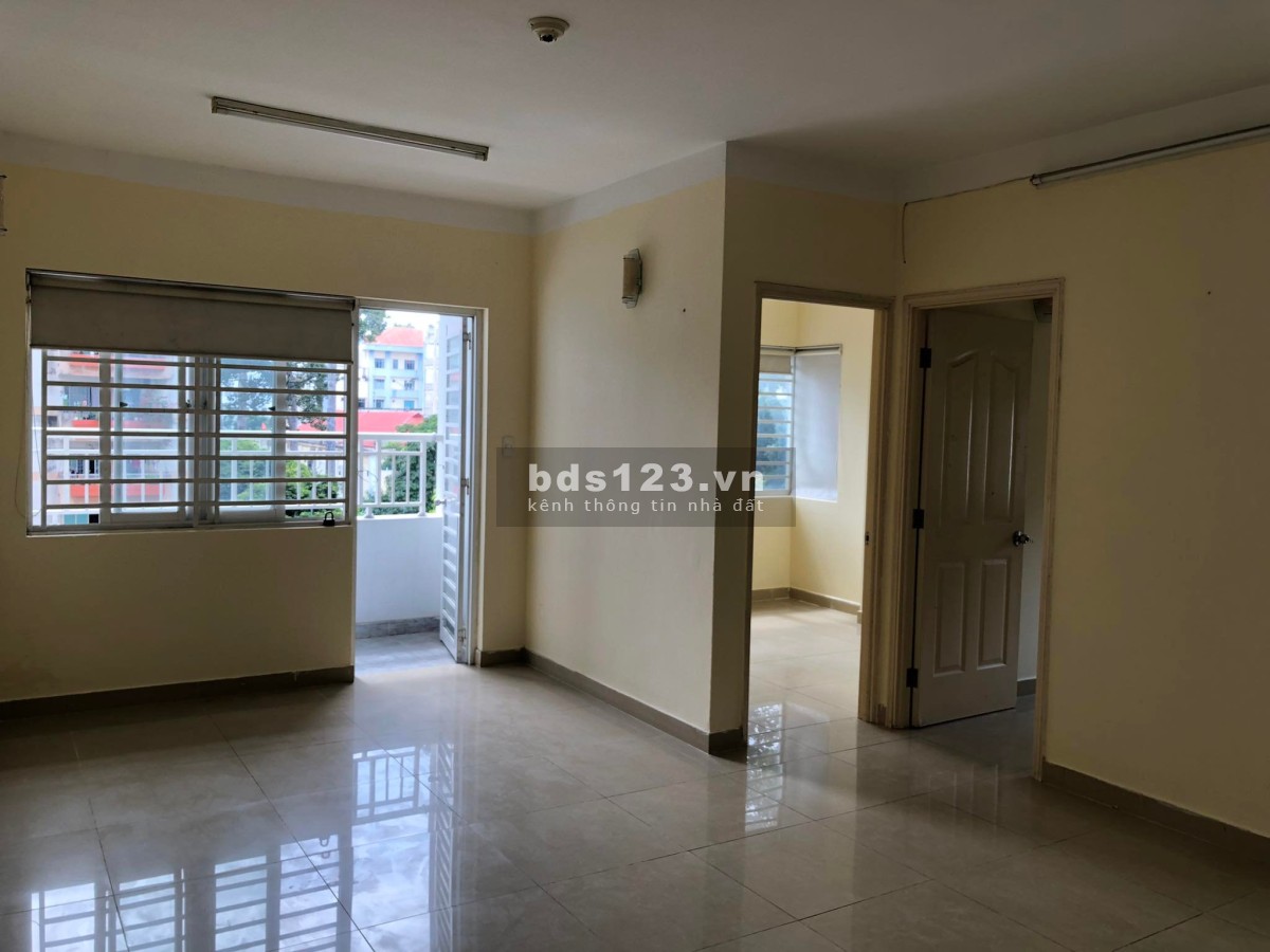 Cần cho thuê gấp Căn Hộ 155 Nguyễn Chí Thanh, Quận 5, Dt : 70 m2, 2PN, Giá : 9 tr/th