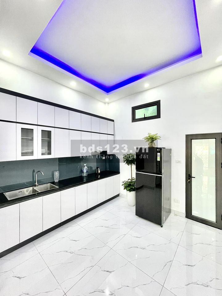 Bán Nhà Phố Định Công Thượng diện tích 45m² x 5 tầng,Giá 4.25 tỷ có thương lượng