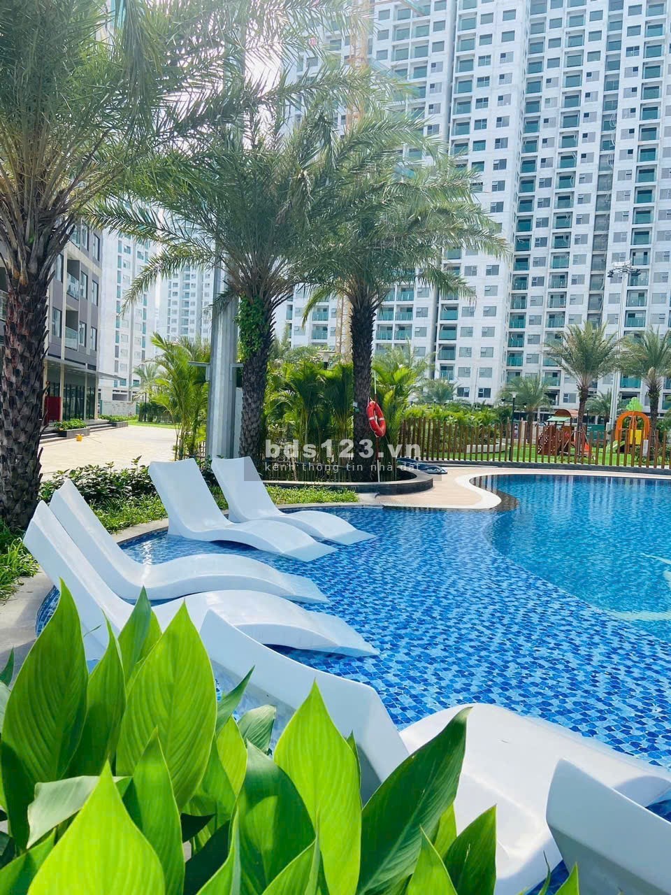 Bán Gấp căn hộ 2PN giá rẻ nhất Vinhomes Hiện Tại Gấp Gấp 1.950 tỷ 59m2 đẹp lung linh