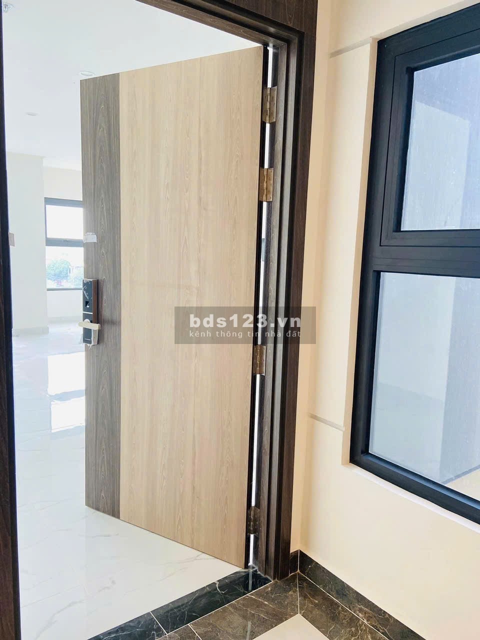 Bán Gấp căn hộ 2PN giá rẻ nhất Vinhomes Hiện Tại Gấp Gấp 1.950 tỷ 59m2 đẹp lung linh
