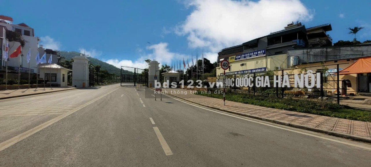 Bán đất 100m2 TĐC đại học, vỉa hè rộng, oto đậu trước cửa, bán giảm 3 giá so với lúc mua
