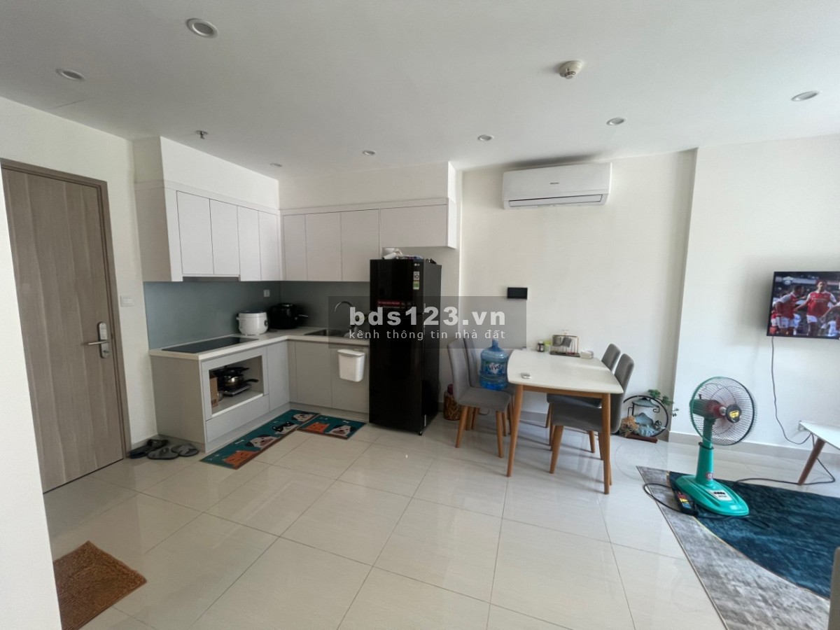 Chính chủ gửi bán 1N+1 43m2 full đồ 1 tỷ9 bao phí tòa S205 Vinhomes Smart City
