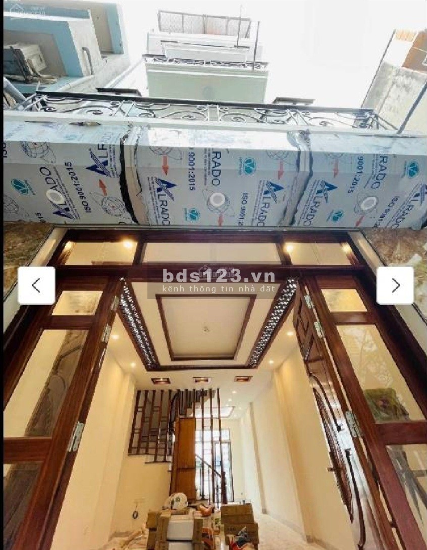 Bán nhà phố Tam Trinh, DT gần 70 m2 x 5 T nhà đẹp ở luôn